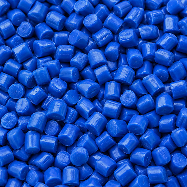 Granuli di polietilene blu cobalto-2